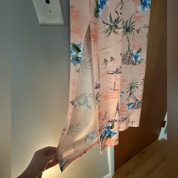 Sundress - Picture 3 of 5